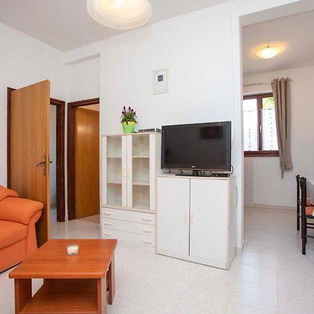 Apartmani Marica Plomin Habitación foto