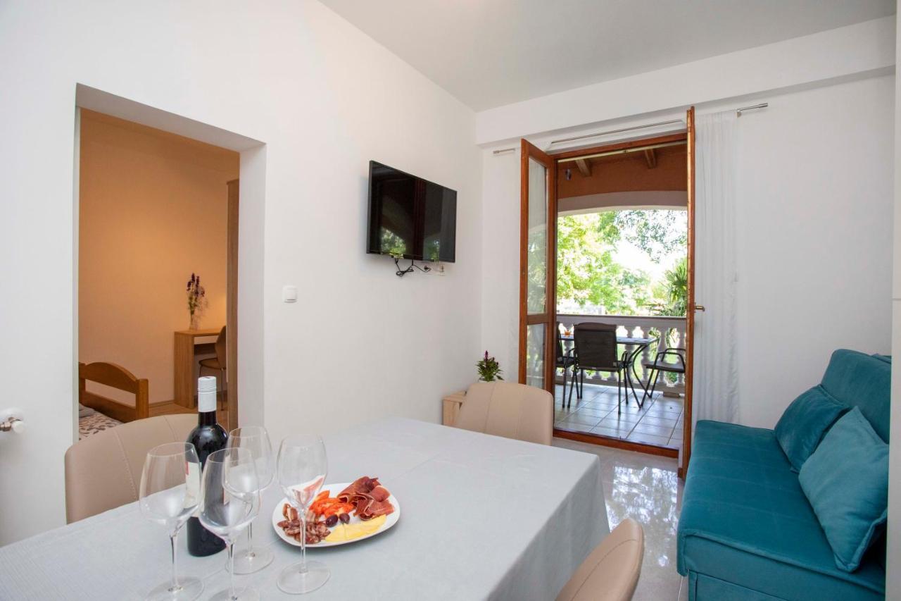 Apartmani Marica Plomin Exterior foto